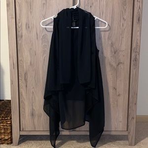 Waterfall Ruffle Duster size S